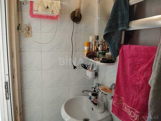 Satılır 2 otaqlı köhnə tikili 40 m², Sahil m., photo 13 from 16