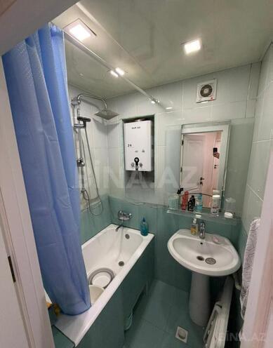 Satılır 4 otaqlı köhnə tikili 85 m², Qara Qarayev m., photo 19 from 20