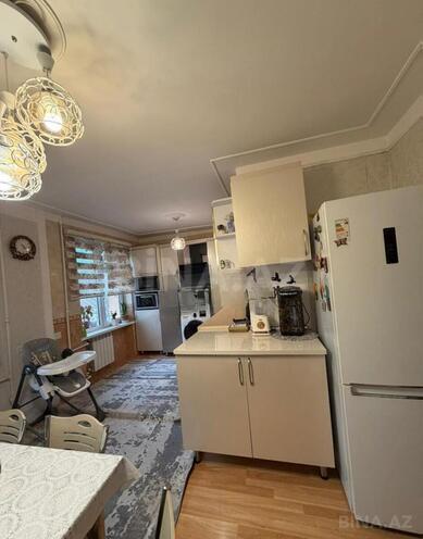 Satılır 4 otaqlı köhnə tikili 85 m², Qara Qarayev m., photo 15 from 20
