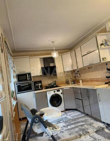 Satılır 4 otaqlı köhnə tikili 85 m², Qara Qarayev m., photo 17 from 20