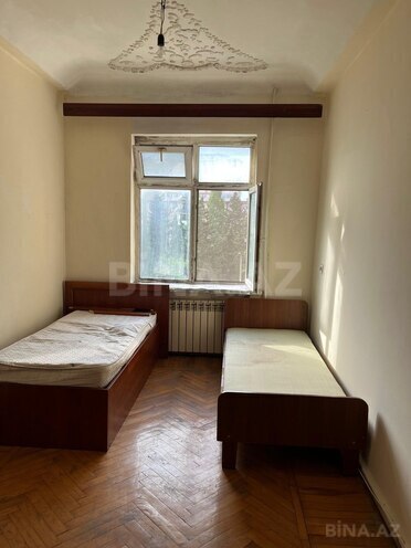Продаётся 3-комн. вторичка 70 м², м. Нефтчиляр, photo 7 from 23