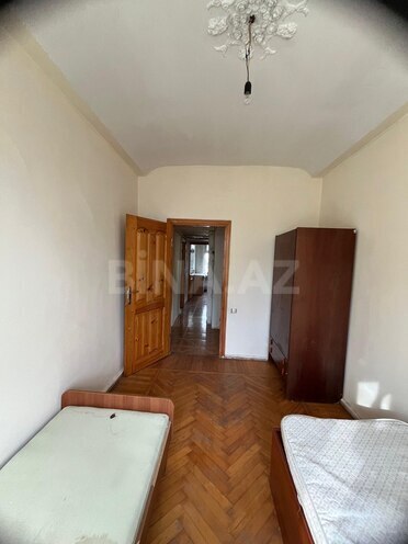 Продаётся 3-комн. вторичка 70 м², м. Нефтчиляр, photo 15 from 23