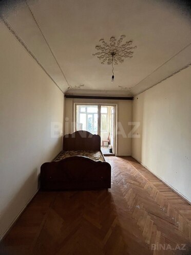 Продаётся 3-комн. вторичка 70 м², м. Нефтчиляр, photo 10 from 23