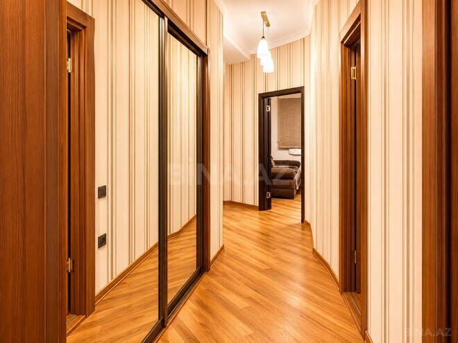 Сдаётся 3-комн. новостройка 102 м², м. 8 ноября, photo 3 from 20