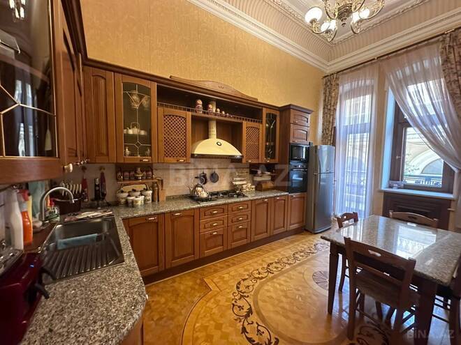 Продаётся 5-комн. вторичка 240 м², м. Сахил, photo 12 from 22