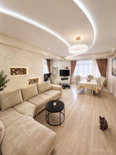 Satılır 3 otaqlı yeni tikili 130 m², İnşaatçılar m., photo 1 from 27