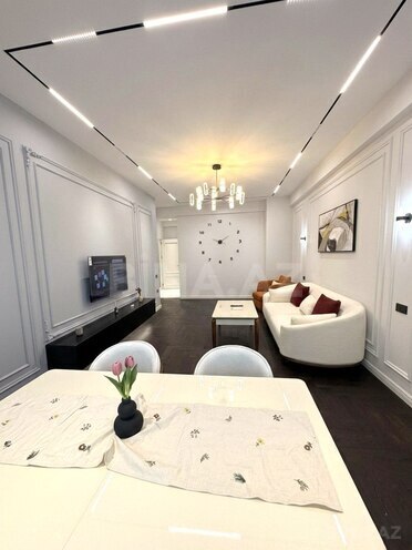 Продаётся 2-комн. новостройка 70 м², м. Элмляр Академиясы, photo 3 from 12