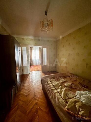 Продаётся 2-комн. вторичка 66 м², м. Низами, photo 22 from 26