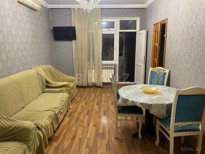 Сдаётся 2-комн. вторичка 55 м², м. Мемар Аджеми, photo 1 from 10