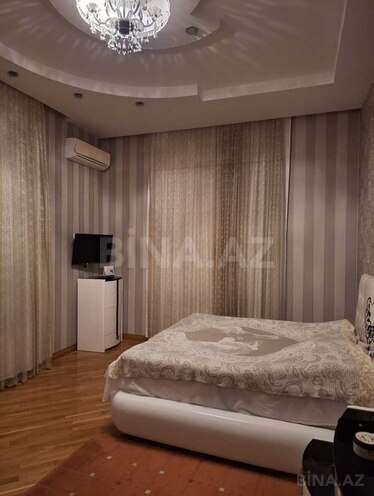 Satılır 7 otaqlı həyət evi/bağ evi 400 m², Novxanı q., photo 13 from 21