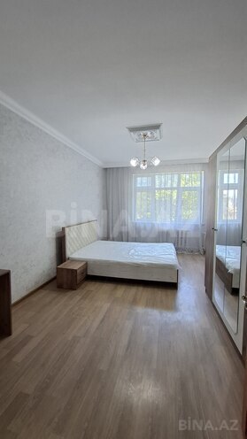 Satılır 2 otaqlı köhnə tikili 55 m², Azadlıq Prospekti m., photo 10 from 32