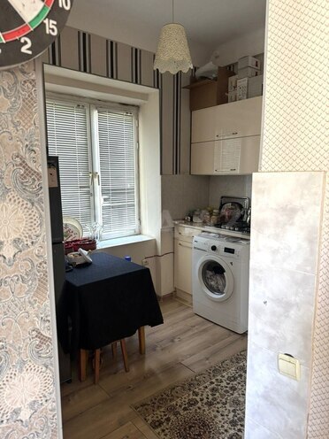 Satılır 2 otaqlı köhnə tikili 45 m², Nizami m., photo 10 from 11