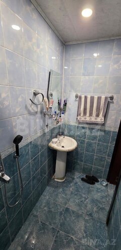 Satılır 3 otaqlı köhnə tikili 60 m², Xalqlar Dostluğu m., photo 8 from 10