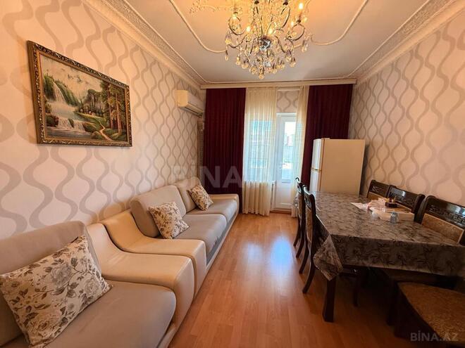 Продаётся 4-комн. вторичка 110 м², м. Иншаатчылар, photo 1 from 13