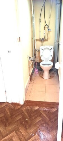İcarəyə verilir 3 otaqlı köhnə tikili 75 m², Xalqlar Dostluğu m., photo 13 from 14