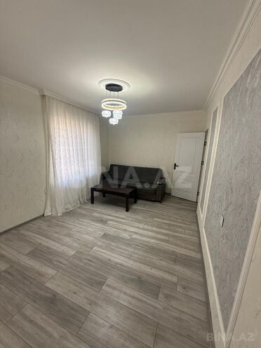 Продаётся 2-комн. вторичка 42 м², Бинагадинский р., photo 1 from 12