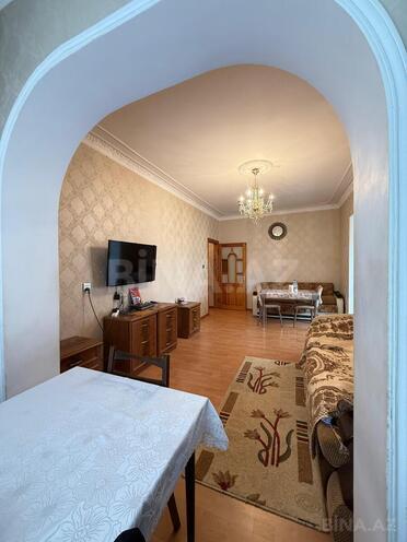 Satılır 2 otaqlı köhnə tikili 52 m², İnşaatçılar m., photo 3 from 14