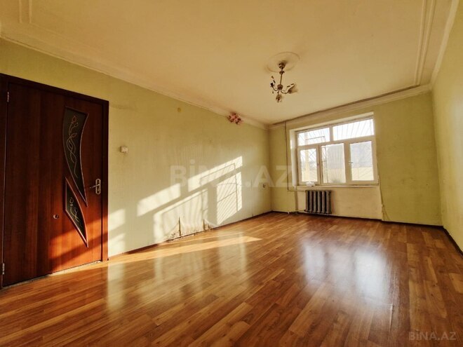 İcarəyə verilir 3 otaqlı köhnə tikili 70 m², Qara Qarayev m., photo 6 from 17