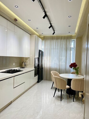 Продаётся 4-комн. новостройка 180 м², м. Нефтчиляр, photo 3 from 23