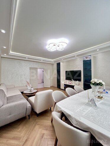 Продаётся 4-комн. новостройка 180 м², м. Нефтчиляр, photo 7 from 23