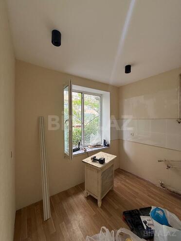 Satılır 1 otaqlı köhnə tikili 30 m², Elmlər Akademiyası m., photo 7 from 10