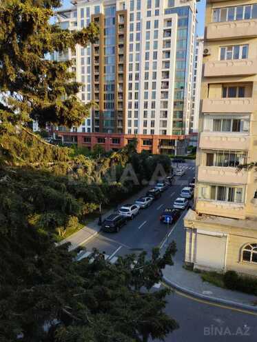 Satılır 2 otaqlı köhnə tikili 50 m², Elmlər Akademiyası m., photo 3 from 13