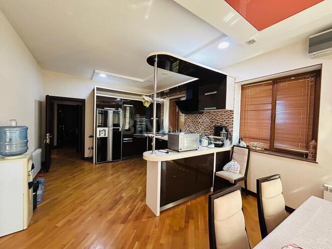 Satılır 6 otaqlı həyət evi/bağ evi 670 m², Bilgəh q., photo 25 from 32
