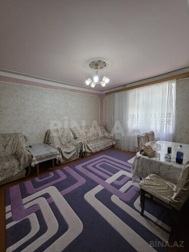 Satılır 3 otaqlı köhnə tikili 70 m², Bakıxanov q., photo 1 from 17