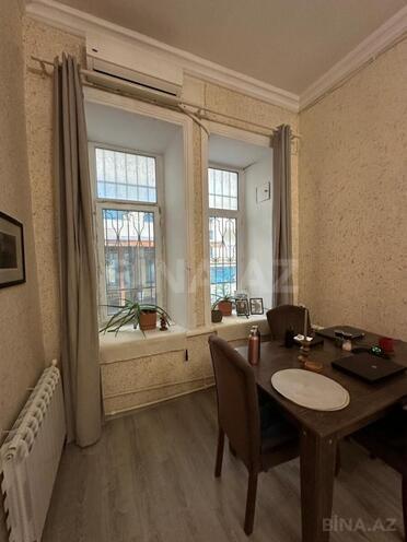 Satılır 3 otaqlı köhnə tikili 82 m², Sahil m., photo 8 from 15