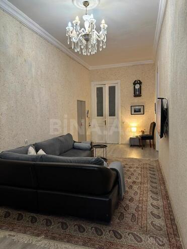 Satılır 3 otaqlı köhnə tikili 82 m², Sahil m., photo 9 from 15