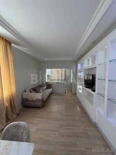 Сдаётся 2-комн. вторичка 50 м², м. Ази Асланов, photo 1 from 9