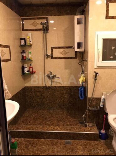 Satılır 2 otaqlı köhnə tikili 65 m², Hövsan q., photo 12 from 13
