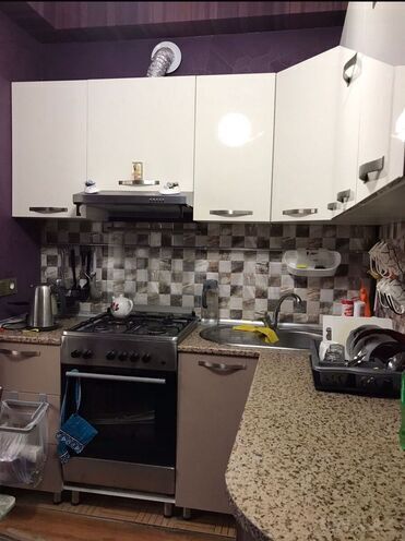 Satılır 2 otaqlı köhnə tikili 65 m², Hövsan q., photo 7 from 13
