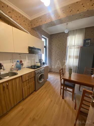 İcarəyə verilir 3 otaqlı yeni tikili 80 m², 28 May m., photo 8 from 14