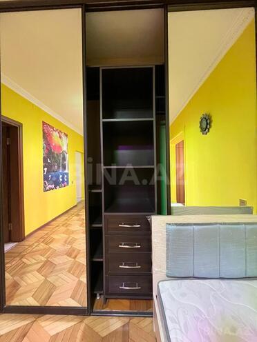 Satılır 2 otaqlı köhnə tikili 55 m², Gənclik m., photo 15 from 26
