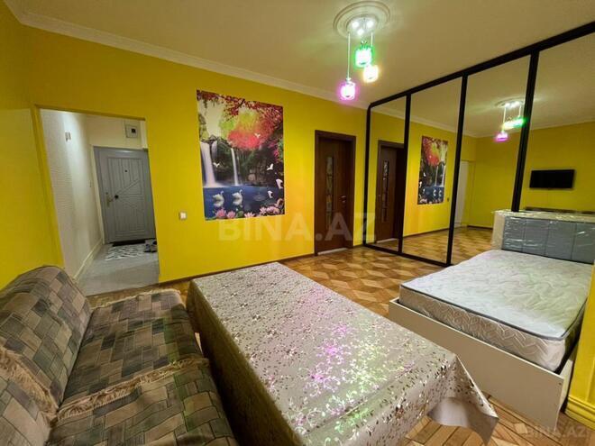 Satılır 2 otaqlı köhnə tikili 55 m², Gənclik m., photo 10 from 26