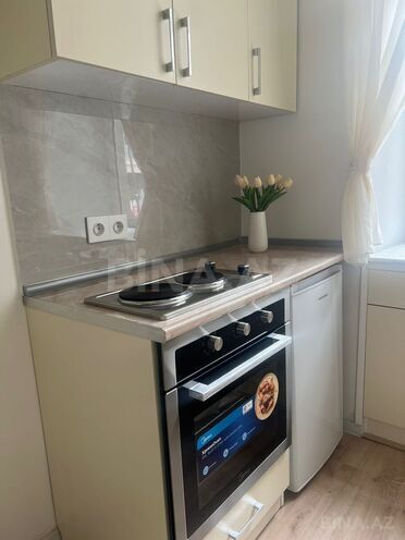 Сдаётся 1-комн. вторичка 30 м², м. Низами, photo 1 from 20