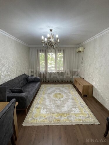 İcarəyə verilir 3 otaqlı köhnə tikili 85 m², 8-ci mikrorayon q., photo 1 from 20