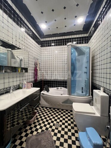 İcarəyə verilir 3 otaqlı yeni tikili 135 m², 28 May m., photo 11 from 15