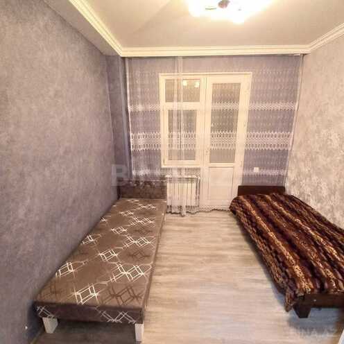 Сдаётся 3-комн. вторичка 80 м², м. Нефтчиляр, photo 5 from 14