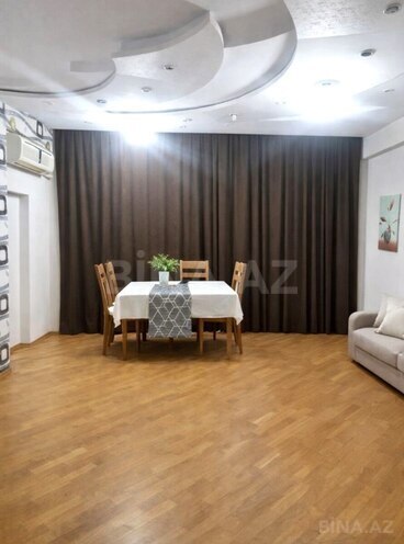 Сдаётся 3-комн. новостройка 115 м², Ясамальский р., photo 1 from 10