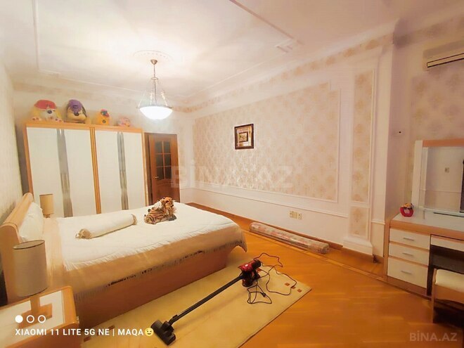 İcarəyə verilir 4 otaqlı yeni tikili 150 m², 28 May m., photo 13 from 30