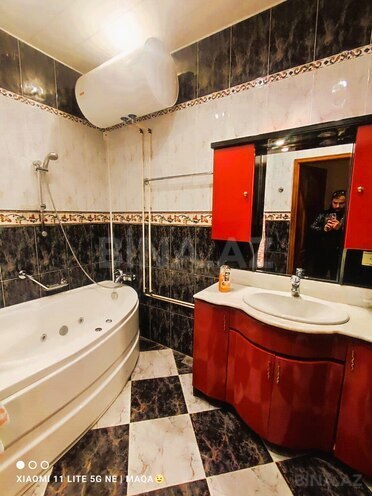 İcarəyə verilir 4 otaqlı yeni tikili 150 m², 28 May m., photo 22 from 30