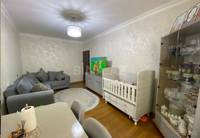 Satılır 2 otaqlı köhnə tikili 65 m², Həzi Aslanov m., photo 1 from 13