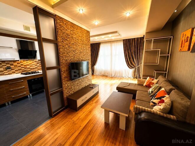 Продаётся 3-комн. новостройка 94 м², м. Нефтчиляр, photo 3 from 14