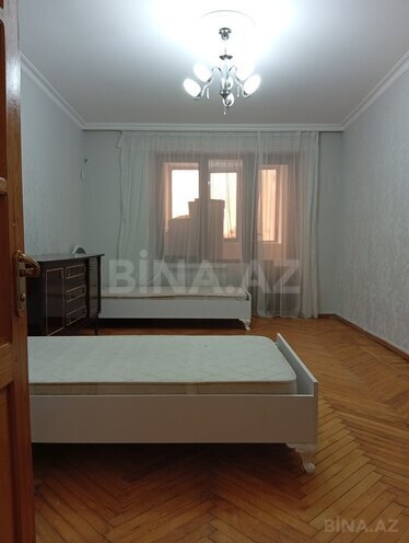 Сдаётся 3-комн. вторичка 80 м², м. Иншаатчылар, photo 6 from 22