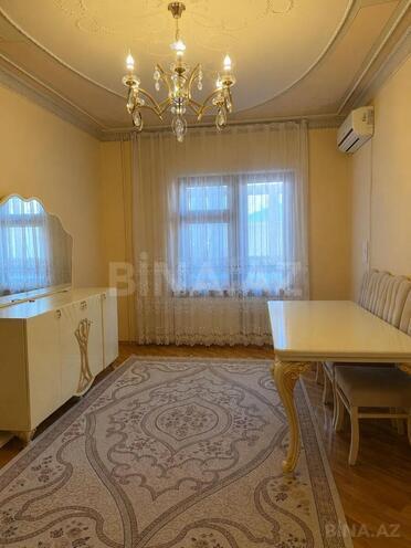 Satılır 5 otaqlı köhnə tikili 125 m², Yeni Günəşli q., photo 3 from 12