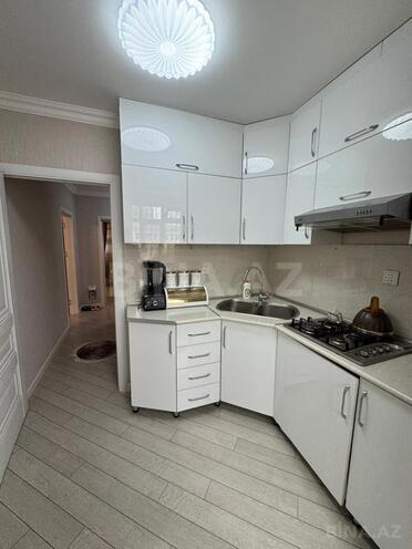 Продаётся 3-комн. вторичка 80 м², м. Низами, photo 10 from 20