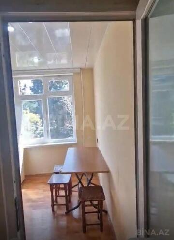 Satılır 3 otaqlı köhnə tikili 65 m², Qara Qarayev m., photo 6 from 9