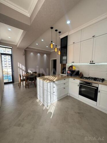 Продаётся 4-комн. новостройка 140 м², Бинагадинский р., photo 1 from 32